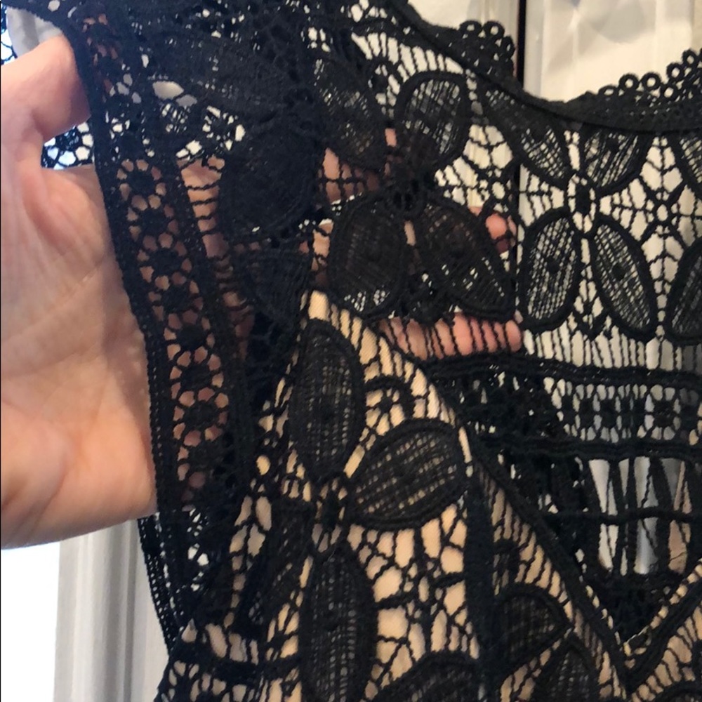 Dress - Picture 2 of 7